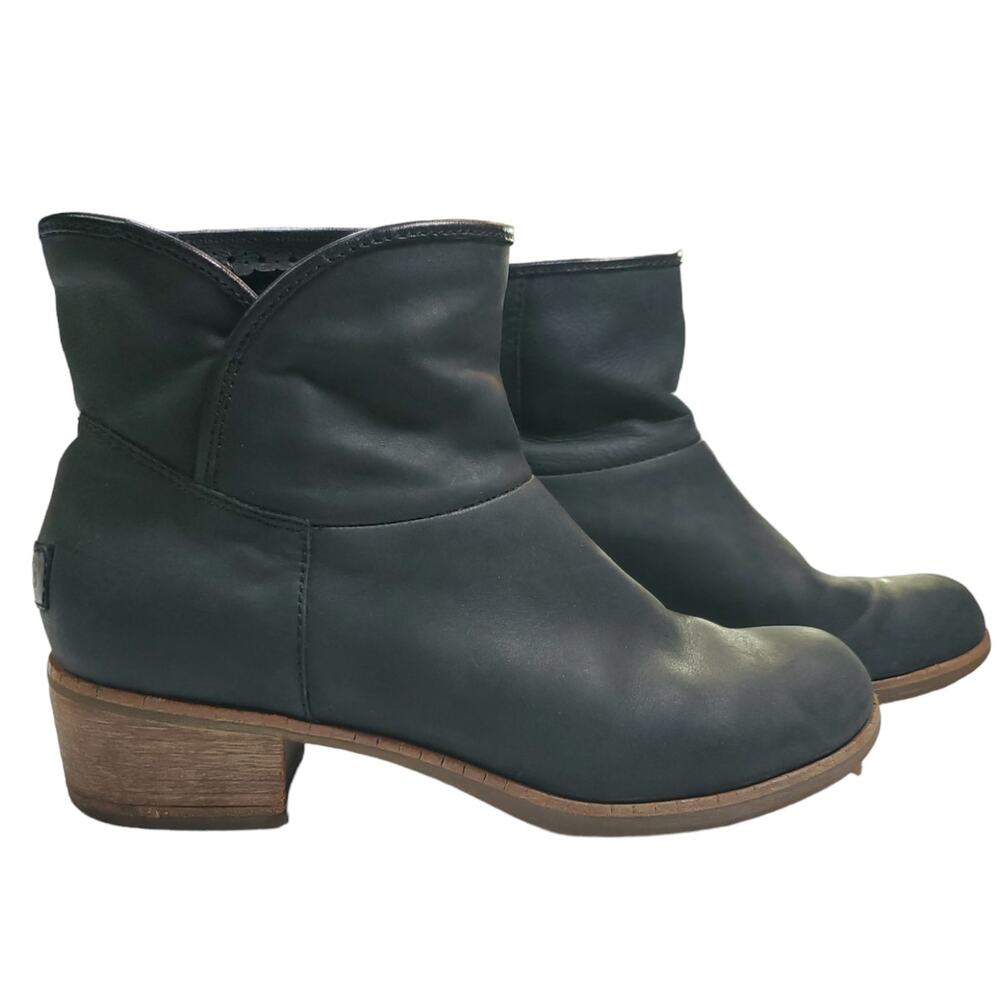 UGG | Slip on Darling Ankle Boots in Black/Grey| Size 9